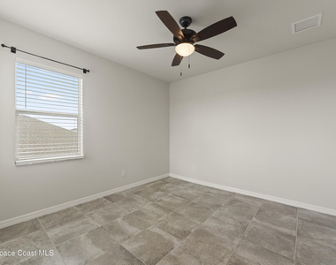 8432 Paragrass Avenue - Photo Thumbnail 19