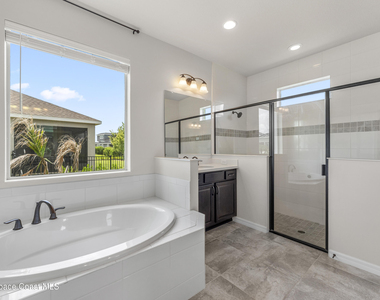 8432 Paragrass Avenue - Photo Thumbnail 12
