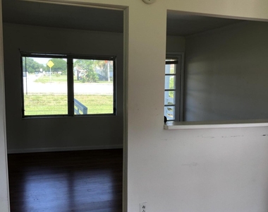 2505 Dairy Road - Photo Thumbnail 5