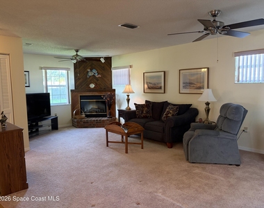629 Ebony Street - Photo Thumbnail 11