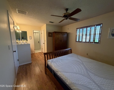629 Ebony Street - Photo Thumbnail 14