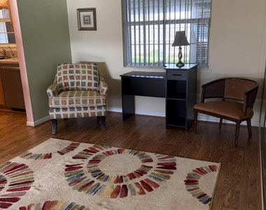 629 Ebony Street - Photo Thumbnail 6