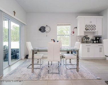 3010 Eldron Boulevard Se - Photo Thumbnail 5