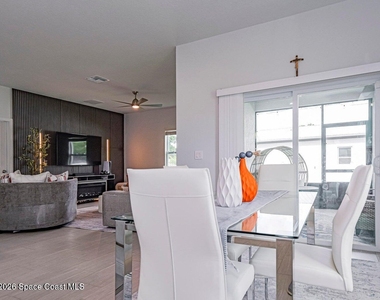 3010 Eldron Boulevard Se - Photo Thumbnail 3
