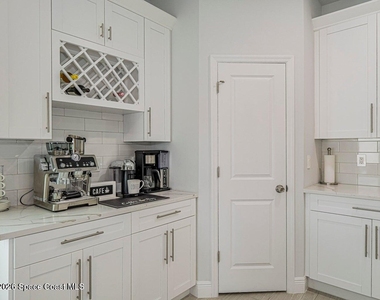 3010 Eldron Boulevard Se - Photo Thumbnail 20