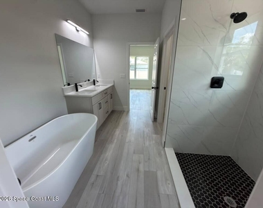 725 Bryant Road Sw - Photo Thumbnail 14