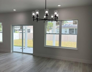 725 Bryant Road Sw - Photo Thumbnail 5
