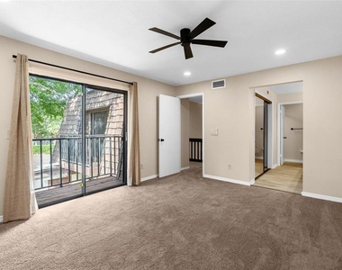 15319 W Pond Woods Drive - Photo Thumbnail 20