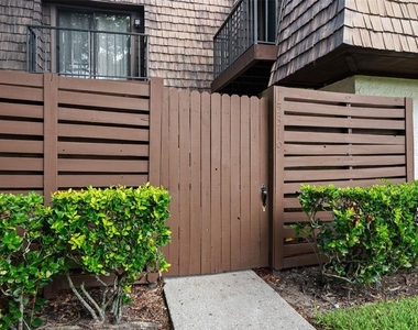 15319 W Pond Woods Drive - Photo Thumbnail 3