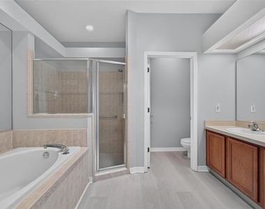 1113 Savannah Landings Avenue - Photo Thumbnail 54