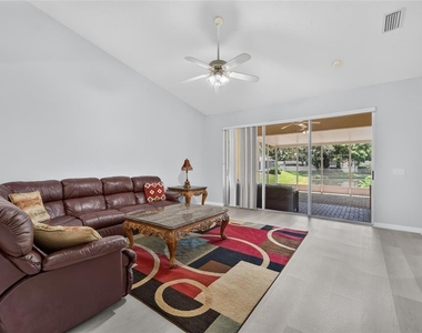 1113 Savannah Landings Avenue - Photo Thumbnail 30
