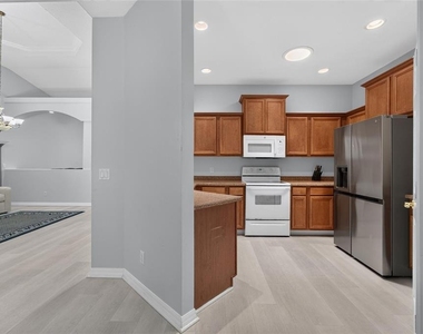 1113 Savannah Landings Avenue - Photo Thumbnail 39