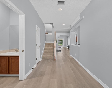 1113 Savannah Landings Avenue - Photo Thumbnail 24