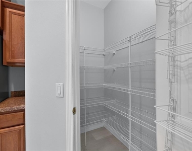 1113 Savannah Landings Avenue - Photo Thumbnail 43