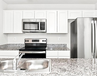 13 Zebulon Place - Photo Thumbnail 4