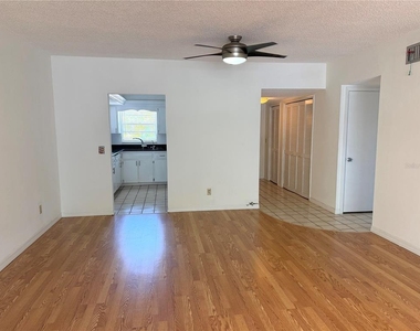 2383 Netherlands Drive - Photo Thumbnail 7