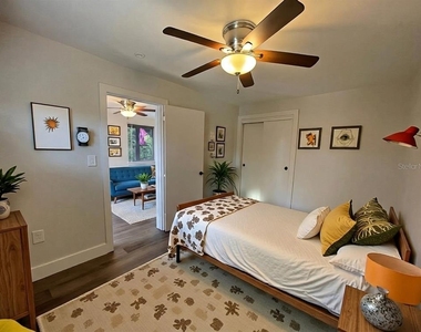 3734 Burlington Avenue N - Photo Thumbnail 17