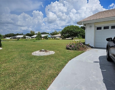 206 Sola Lane - Photo Thumbnail 3