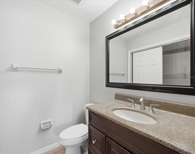 15314 E Pond Woods Drive - Photo Thumbnail 39
