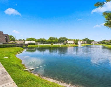 15314 E Pond Woods Drive - Photo Thumbnail 42