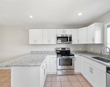 15314 E Pond Woods Drive - Photo Thumbnail 18