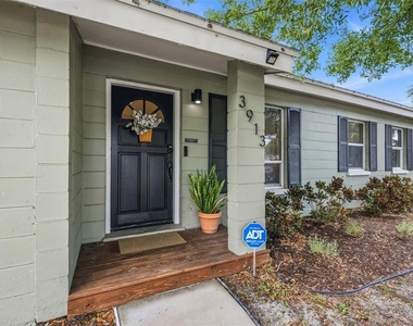 3913 W Wallace Avenue - Photo Thumbnail 2