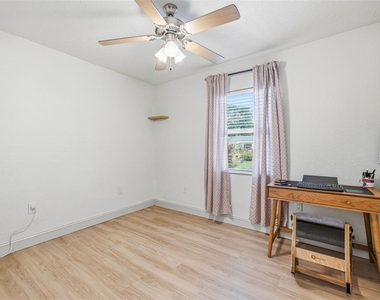 3913 W Wallace Avenue - Photo Thumbnail 17