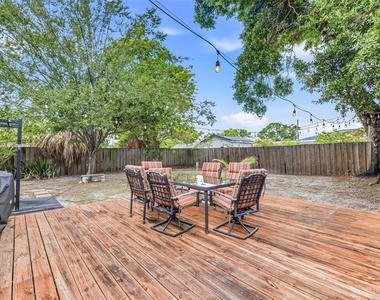 3913 W Wallace Avenue - Photo Thumbnail 20