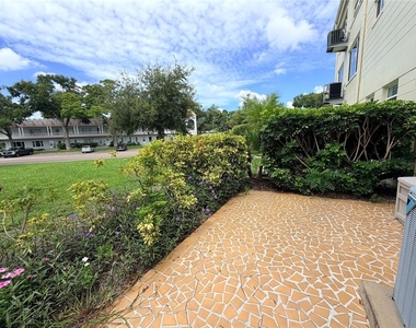 2361 Ecuadorian Way - Photo Thumbnail 13