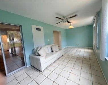 2361 Ecuadorian Way - Photo Thumbnail 11
