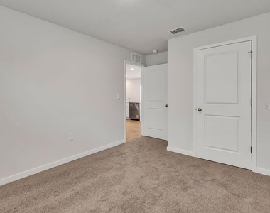 1468 Harmon Drive - Photo Thumbnail 17