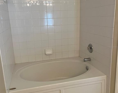 2751 Conch Hollow Drive - Photo Thumbnail 13