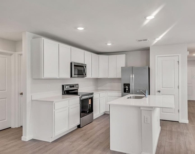 1469 Harmon Dr - Photo Thumbnail 3