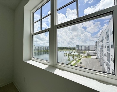 5563 Millenia Park Blvd - Photo Thumbnail 13