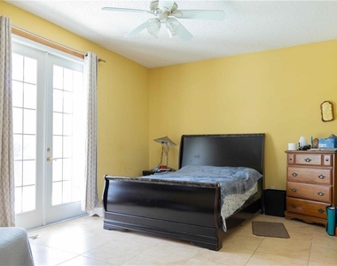 4940 Bellthorn Drive - Photo Thumbnail 6
