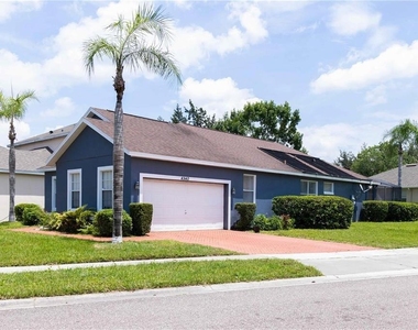 4940 Bellthorn Drive - Photo Thumbnail 13