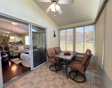 1918 Nw 50th Circle - Photo Thumbnail 12