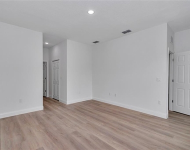 8101 Sw 132nd Loop - Photo Thumbnail 29