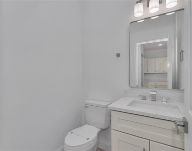 8101 Sw 132nd Loop - Photo Thumbnail 19