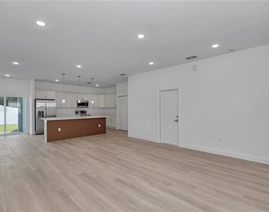8101 Sw 132nd Loop - Photo Thumbnail 14