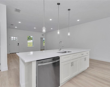 8101 Sw 132nd Loop - Photo Thumbnail 17