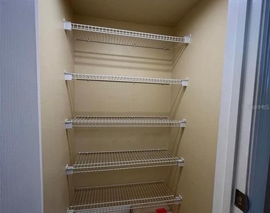 562 Climbing Ivy Court - Photo Thumbnail 20