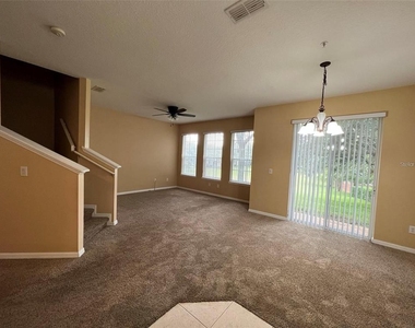 562 Climbing Ivy Court - Photo Thumbnail 2