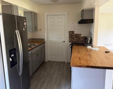 323 New Meadows Court - Photo Thumbnail 4