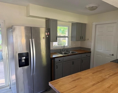 323 New Meadows Court - Photo Thumbnail 3