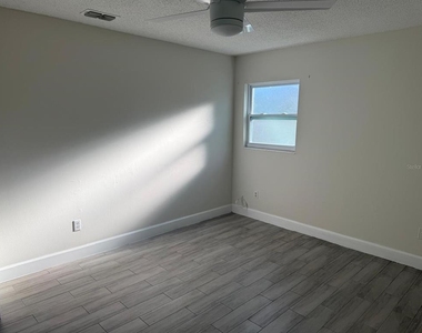 323 New Meadows Court - Photo Thumbnail 9