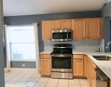 4931 Marbella Isle Drive - Photo Thumbnail 6