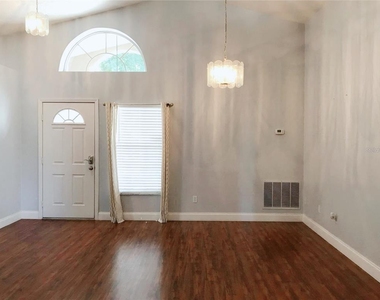 4931 Marbella Isle Drive - Photo Thumbnail 2