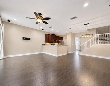 5415 Via Appia Way - Photo Thumbnail 5