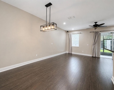 5415 Via Appia Way - Photo Thumbnail 7